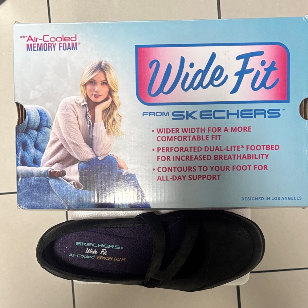 Skechers wide fit